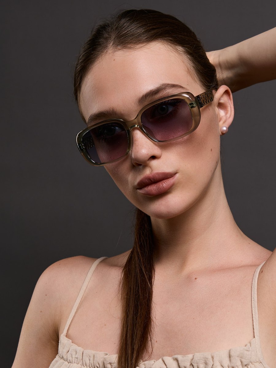 Квадратные солнцезащитные очки Dolce double drop — фото 4