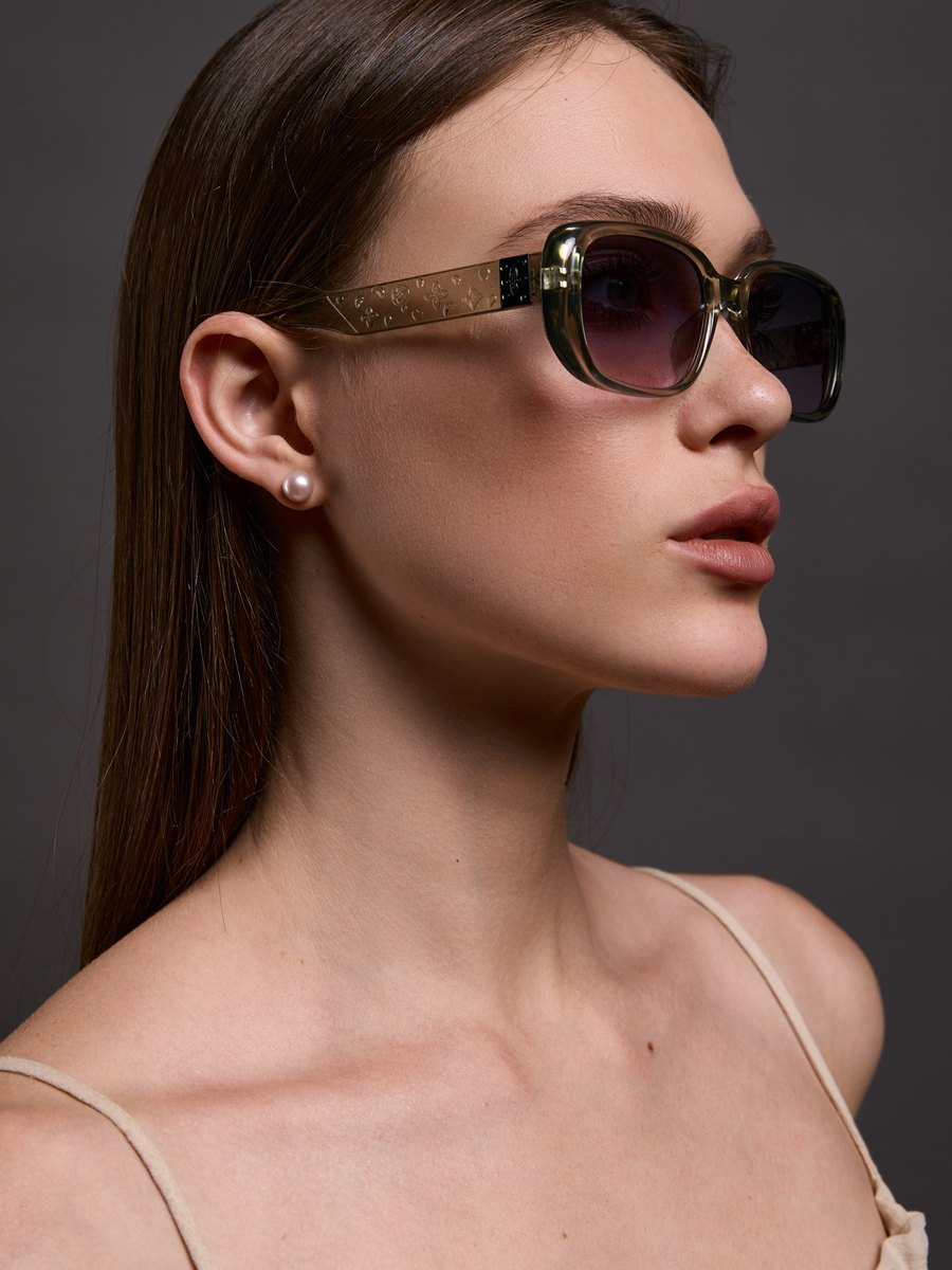 Квадратные солнцезащитные очки Dolce double drop — фото 7